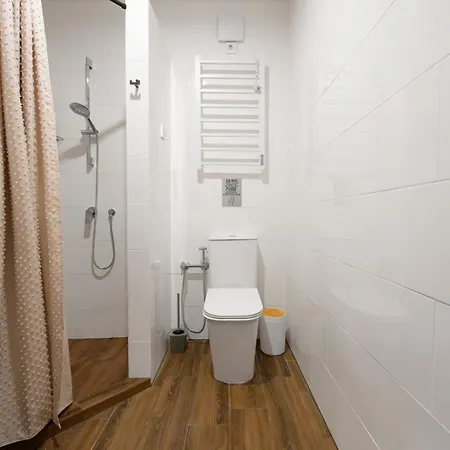 Chalet Freeman-2b 6місний двоповерховий з кухнею, альтанкою, грилем Bukovel